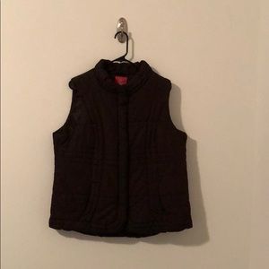 Women’s puffer vest
